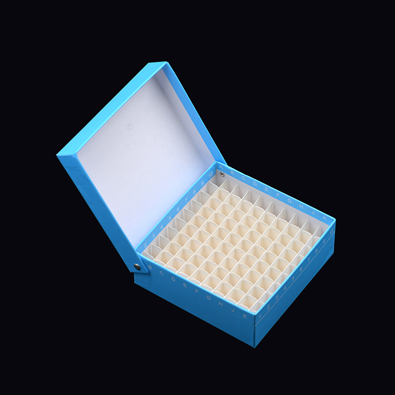 1.8ml冷冻盒81孔，连盖，盖子上有数字标示，优质防潮纸板